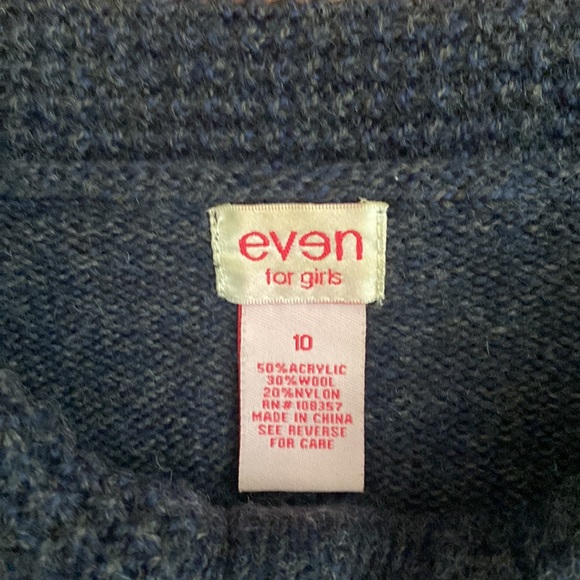 Even for Girls Short Sleeve Sweater - Picture 2 of 13